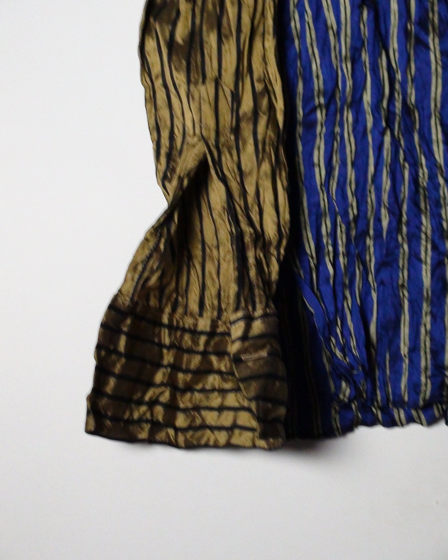 Right Sleeve Silk Mix - Oxide Yellow + Cobalt